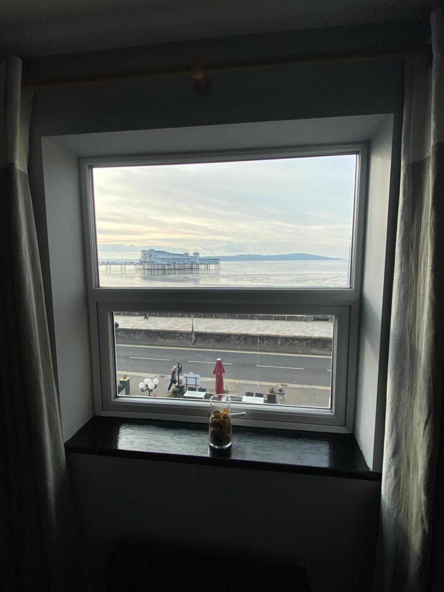 Bay View Rooms At Mentone Hotel Weston-super-Mare Exterior foto